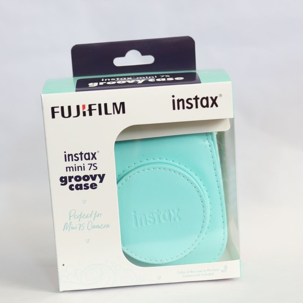NIB Fujifilm Instax mini 7S camera case